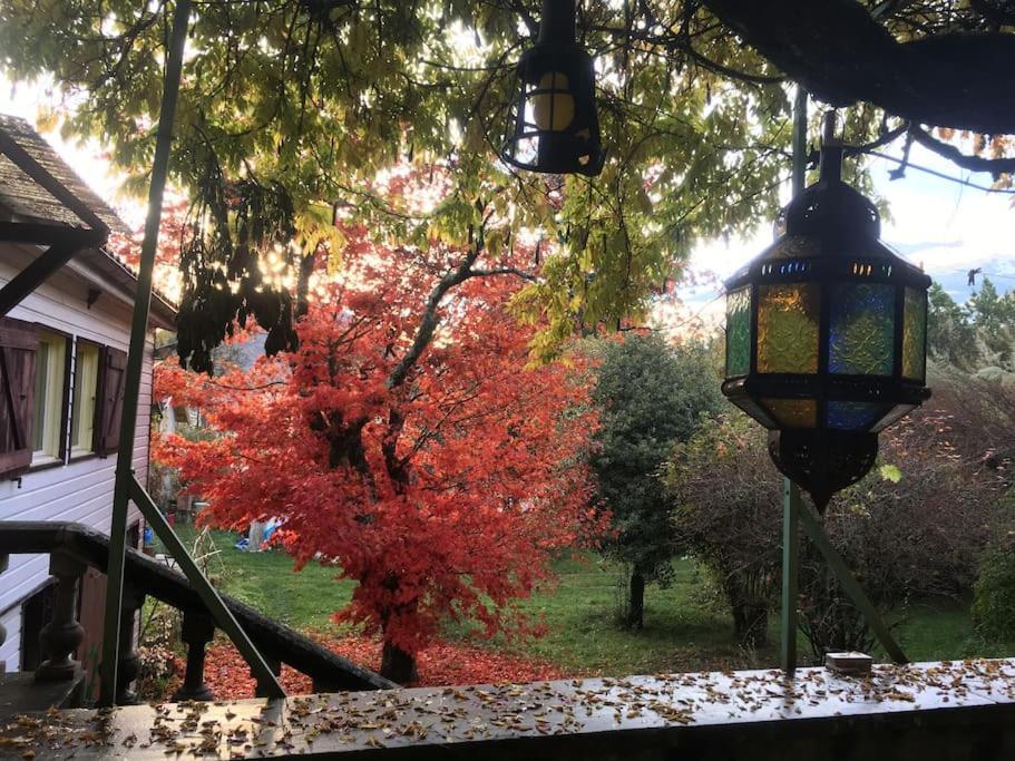 Lerable Pourpre De La Grotte Au Lion Villa Arbon Bagian luar foto