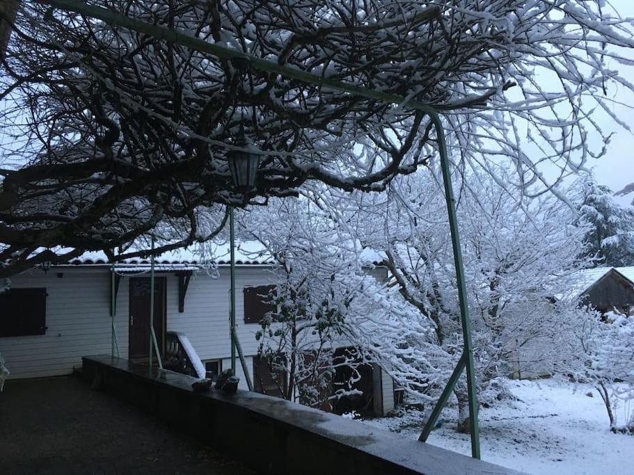 Lerable Pourpre De La Grotte Au Lion Villa Arbon Bagian luar foto